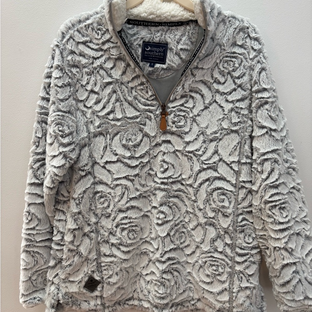 Simply southern fleece pull over